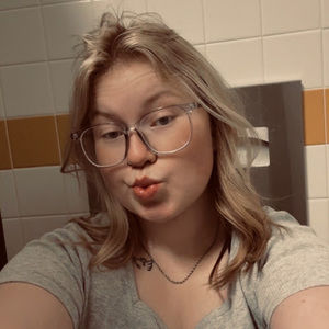 Meet your Posher, Jasmine